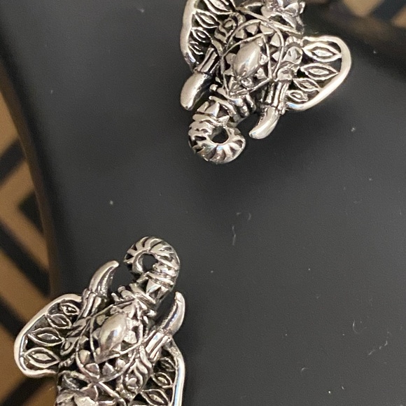 ❗️1 left❗️Sterling Silver Elephant Cuff Bracelet - Picture 2 of 4